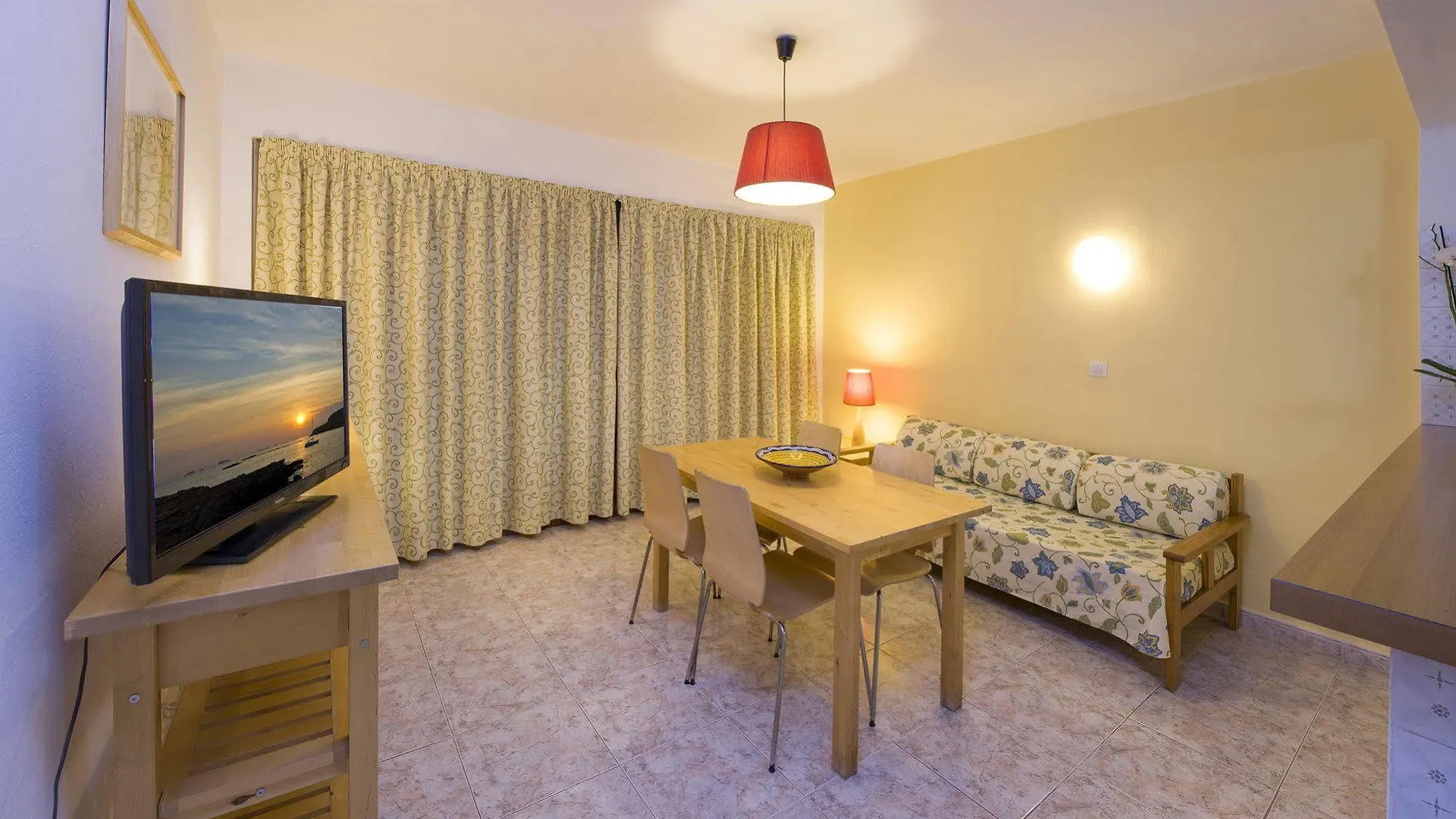 Apartamentos Cana Rita San Antonio  Spain